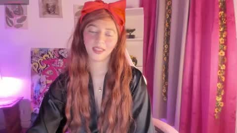 Snapshot of julietacollins_ chatting on 12.05.25 Juliet online show from 12.05.25