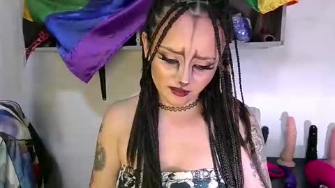 Julieta Jaguar online show from 08.01.26