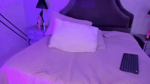 Snapshot of julietakane chatting on 12.05.24 julietakane online show from 12.05.24