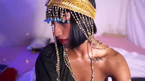 julietawinona online show from 10.31.25