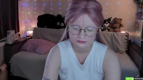 Snapshot of julietfowler chatting on 07.10.26 Juli online show from 07.10.26