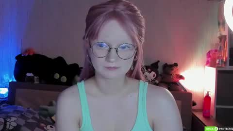 Snapshot of julietfowler chatting on 07.16.26 Juli online show from 07.16.26