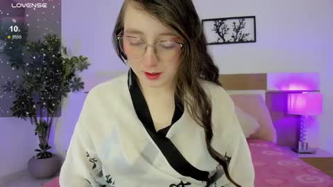 Snapshot of julietha_bianco_ chatting on 09.24.25 Julietha online show from 09.24.25