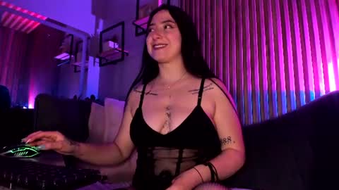   online show from 06.15.26