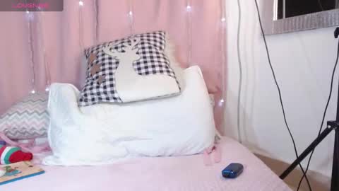 Snapshot of juliette_ponce chatting on 02.20.25 juliette online show from 02.20.25