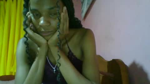 Snapshot of juliexexy chatting on 12.25.24 juliexexy online show from 12.25.24