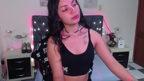 Juliieth Miller online show from 12.20.24