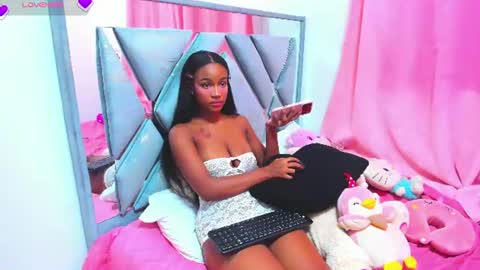 Snapshot of julitpink chatting on 06.10.26 julitpink online show from 06.10.26