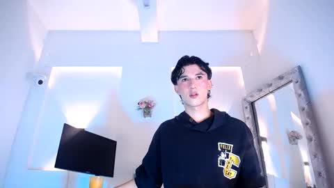 jullian online show from 06.09.26