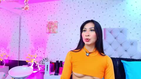 Snapshot of jullietareyes chatting on 03.18.26 Julieta Reyes online show from 03.18.26