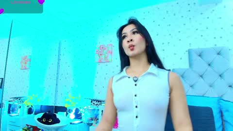 Snapshot of jullietareyes chatting on 04.02.26 Julieta Reyes online show from 04.02.26