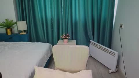 july_kane online show from 10.29.25