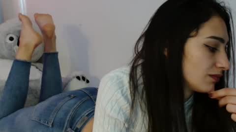 Snapshot of julyanarains chatting on 01.18.25 Julyana online show from 01.18.25