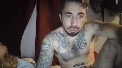 juneswallows online show from 11.10.25