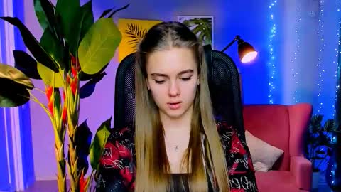 junewoods online show from 01.19.26