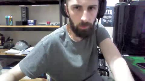 Snapshot of juniorextr_18_ chatting on 11.01.25 juniorextr_18_ online show from 11.01.25