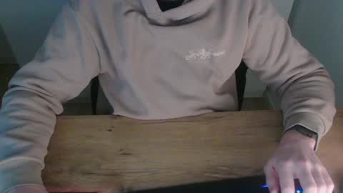 junk2711 online show from 01.19.25