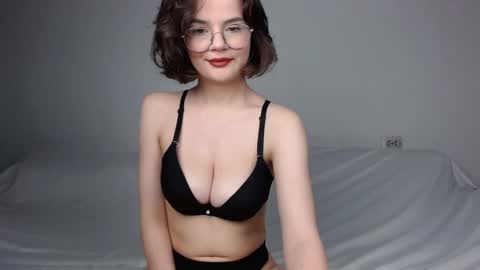 JunneWers online show from 01.24.25