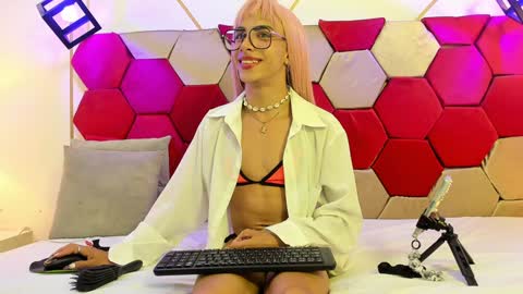 Snapshot of jupiter_asher chatting on 01.07.25 Jupiter online show from 01.07.25