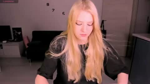 Snapshot of just_jessy_meow chatting on 07.28.26 JESSY online show from 07.28.26