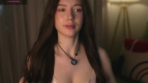 Snapshot of justbarbie_new_ chatting on 05.04.26 Katarina online show from 05.04.26