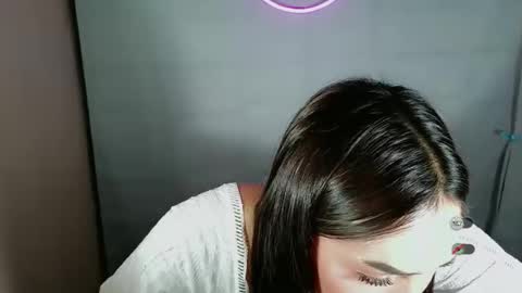 justhewayouare21 online show from 04.21.26