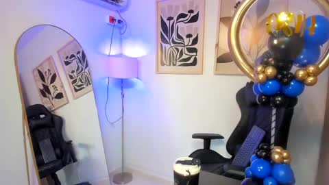 Snapshot of justin_payn14 chatting on 05.25.26 justin_payn14 online show from 05.25.26