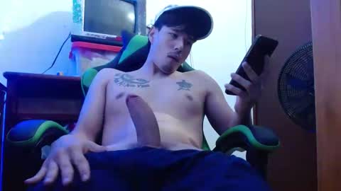 justin_taylor02 online show from 09.30.25