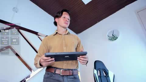 Justin  online show from 02.10.26