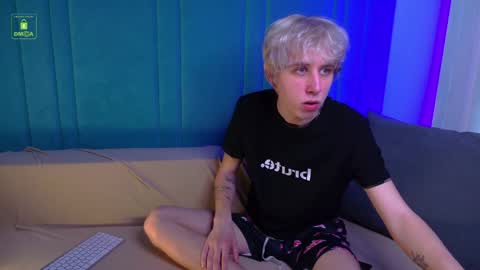 Snapshot of justinbyrd chatting on 05.07.26 justTEEN online show from 05.07.26
