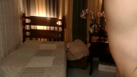 justine_hunk online show from 03.01.26