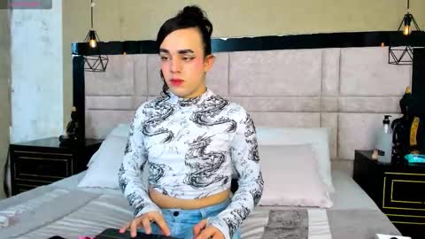 Justine online show from 02.28.26