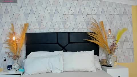 Snapshot of justineperry chatting on 03.26.26 Justine online show from 03.26.26