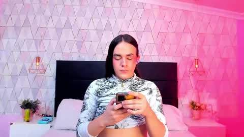 Justine online show from 05.24.26