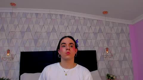 Justine online show from 05.25.26