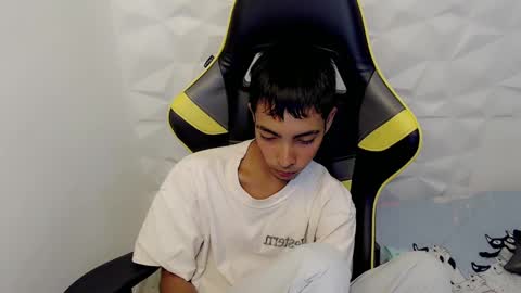 J U S T I N online show from 02.27.25