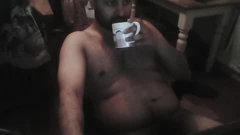 justtryingthisout22 online show from 04.17.26