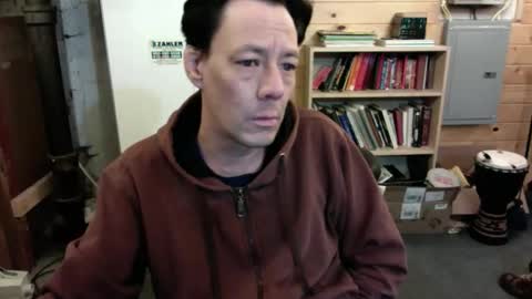 Snapshot of jy123abcd chatting on 11.22.25 tinychinychubby online show from 11.22.25