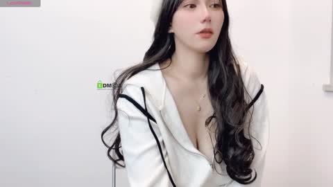 Snapshot of k1999_kimikooo chatting on 12.10.24 kooo online show from 12.10.24