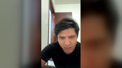 Snapshot of k24327 chatting on 05.26.26 k24327 online show from 05.26.26