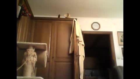 Snapshot of k42023s chatting on 11.04.25 Aldous99 online show from 11.04.25