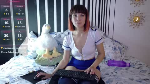 Snapshot of kad_kad chatting on 12.29.24 Kanela online show from 12.29.24