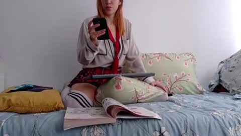 Snapshot of kad_kad chatting on 07.18.26 Kanela online show from 07.18.26