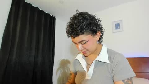Snapshot of kade_demi chatting on 07.25.26 kade y demi independent models online show from 07.25.26