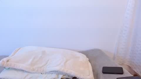 Snapshot of kaguyahara chatting on 06.24.26 ChloeIndependient model online show from 06.24.26