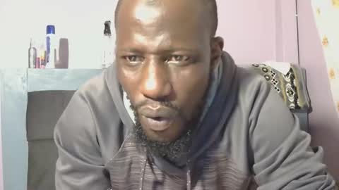 kai91799 online show from 12.17.25