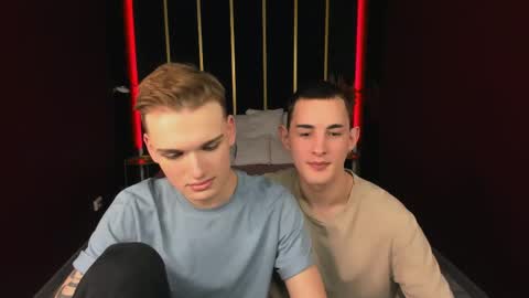 Snapshot of kai_fowler chatting on 04.15.26 Kai online show from 04.15.26