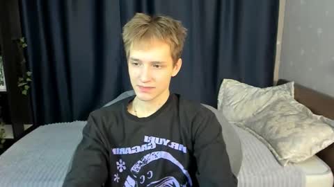 Snapshot of kai_milller chatting on 01.18.26 Kai online show from 01.18.26