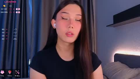Kaia Sunshine online show from 07.29.26
