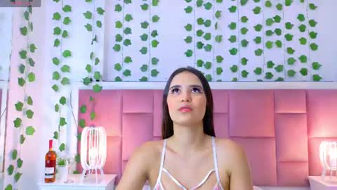 Snapshot of kaily_sweet1 chatting on 07.16.26 kelly online show from 07.16.26